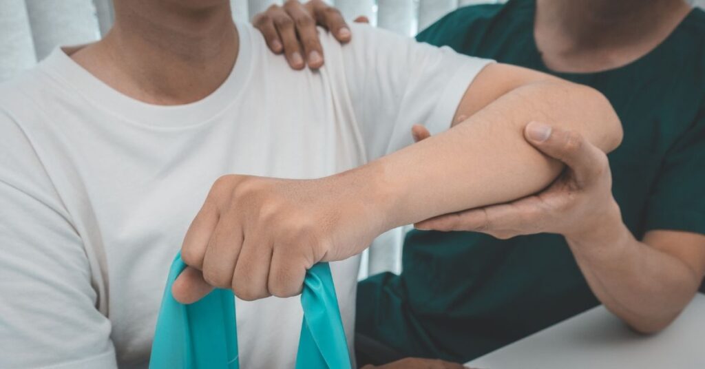 sports injury clinic